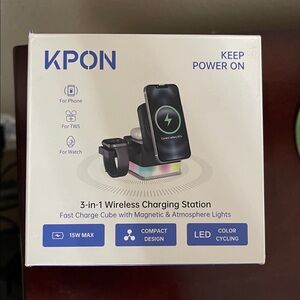 ✨KPON 3-in-1 Wireless Charging Station - New In Box✨